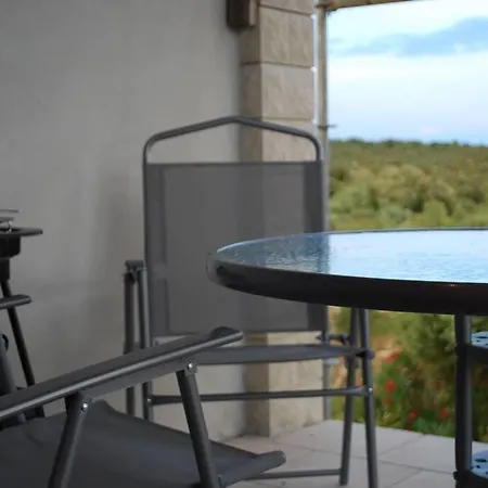 Prox. Gorges De L'ardeche Holiday home *